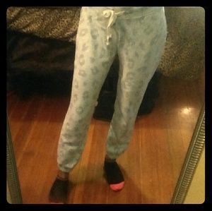 Old Navy cheetah sweats!